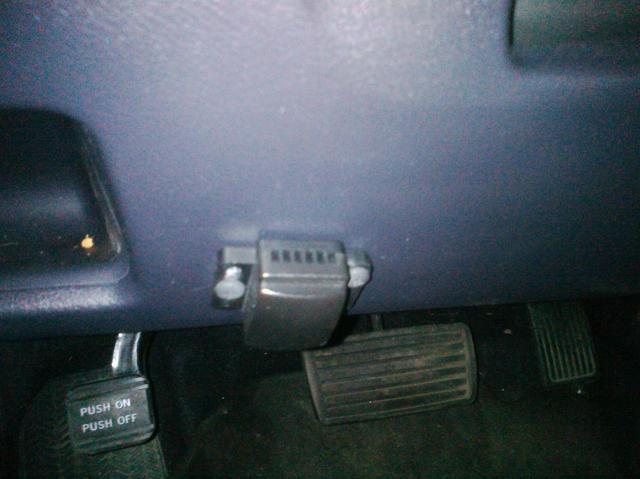 4847d1303611470-factory-alarm-enabling-cimg0026.jpg