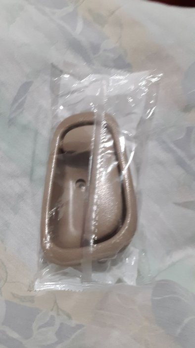 Interior Handle-Right Side_Plastic pack.jpg